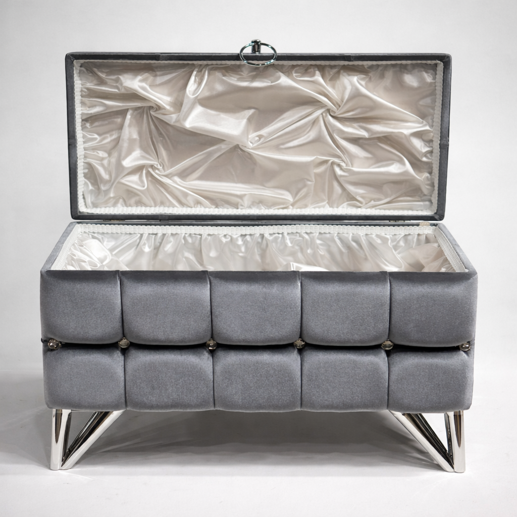 Gümüş renkli metal ayaklı modern nişan bohçası ve damat sandığı takımı